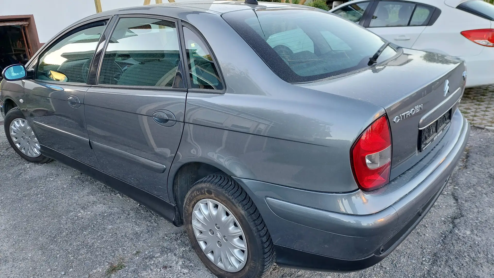 Citroen C5 C5 Break Profi 2,0 HDi SX 110 Aut. Grau - 2