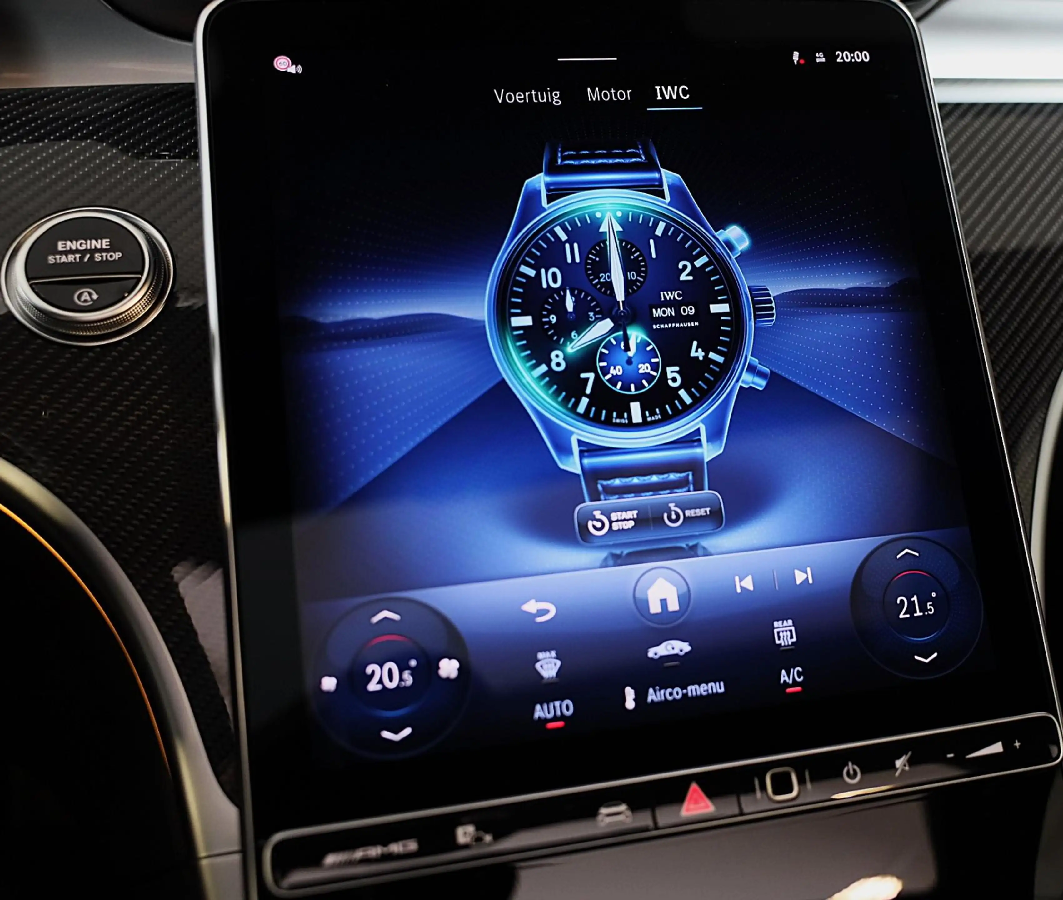 Mercedes-Benz CLE 53 AMG Coupé 4MATIC+ / Performance Zetels / Carbon / Head — photo 15
