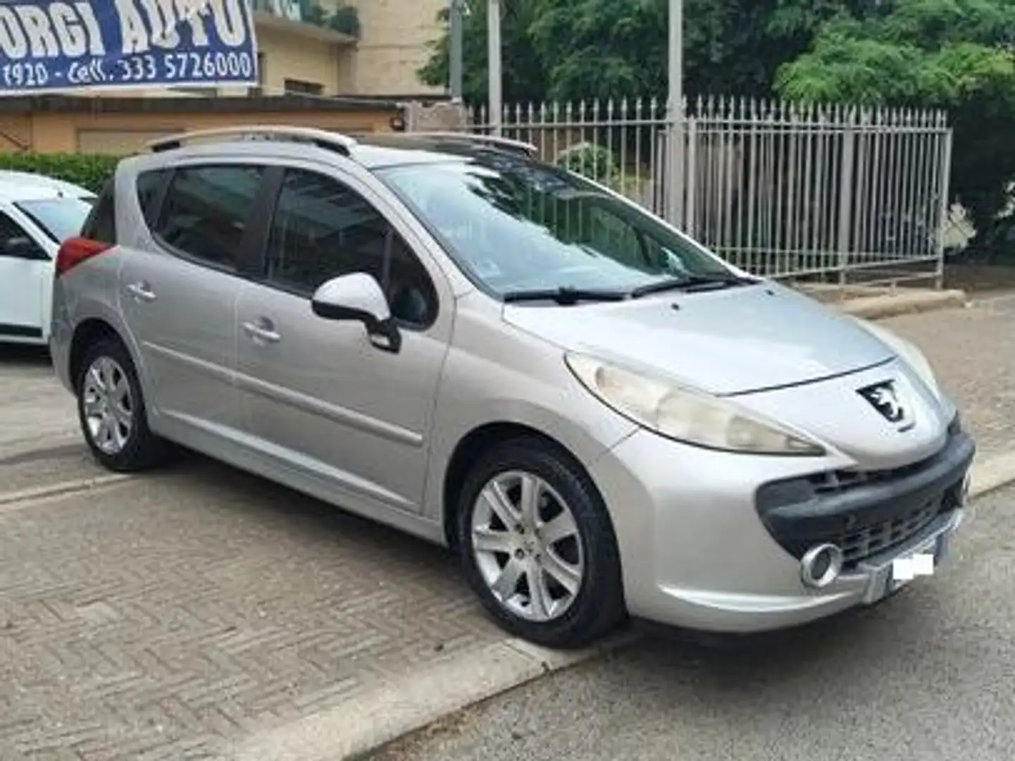 Peugeot 207 207 SW 1.6 hdi 16v XS Ciel Zilver - 1