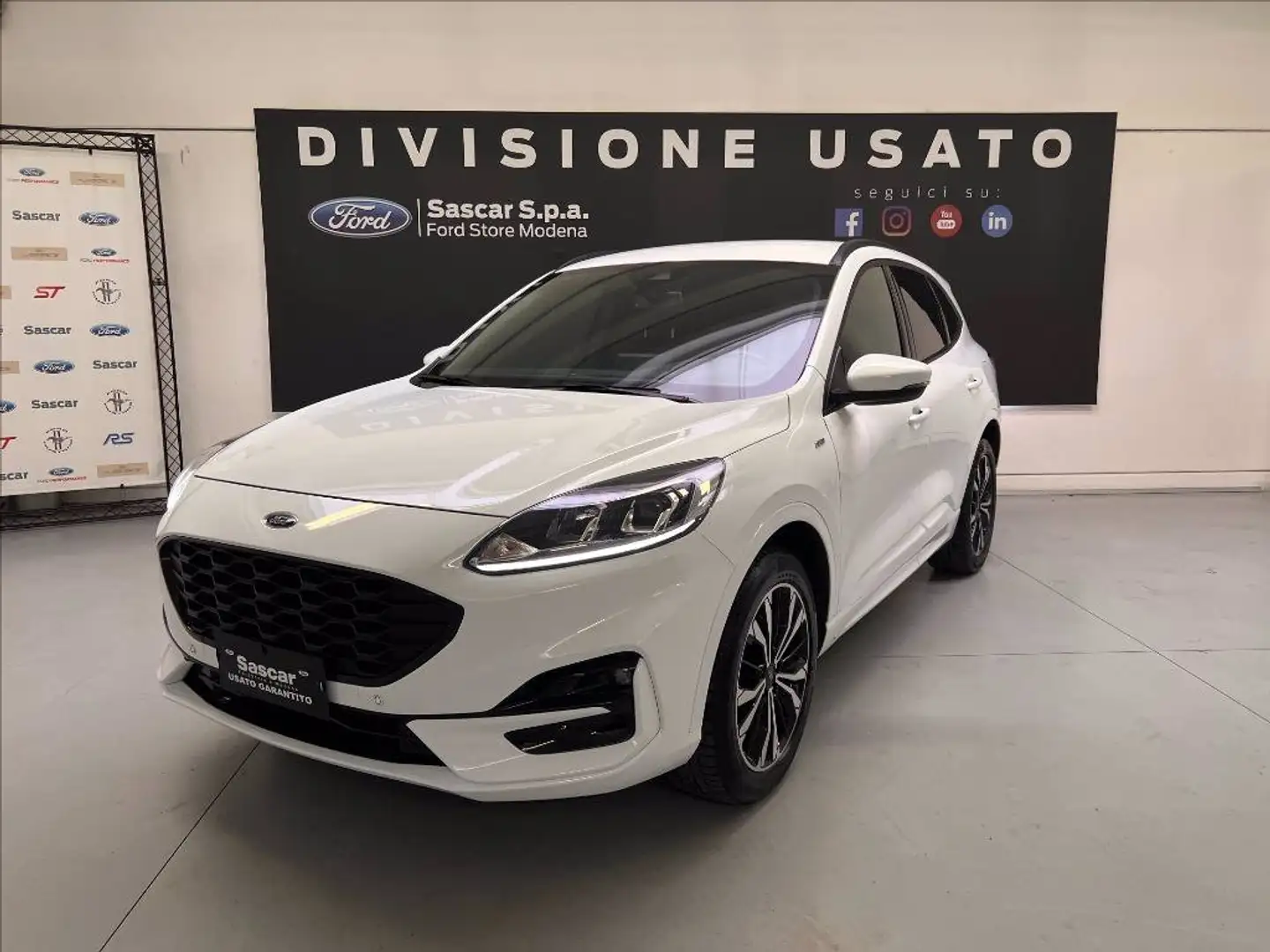 Ford Kuga 2.5 full hybrid ST-Line awd 190cv cvt Bianco - 1