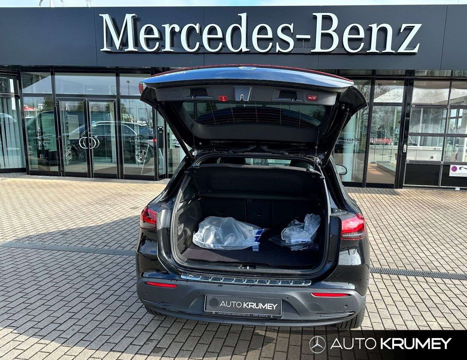 Mercedes-Benz EQA