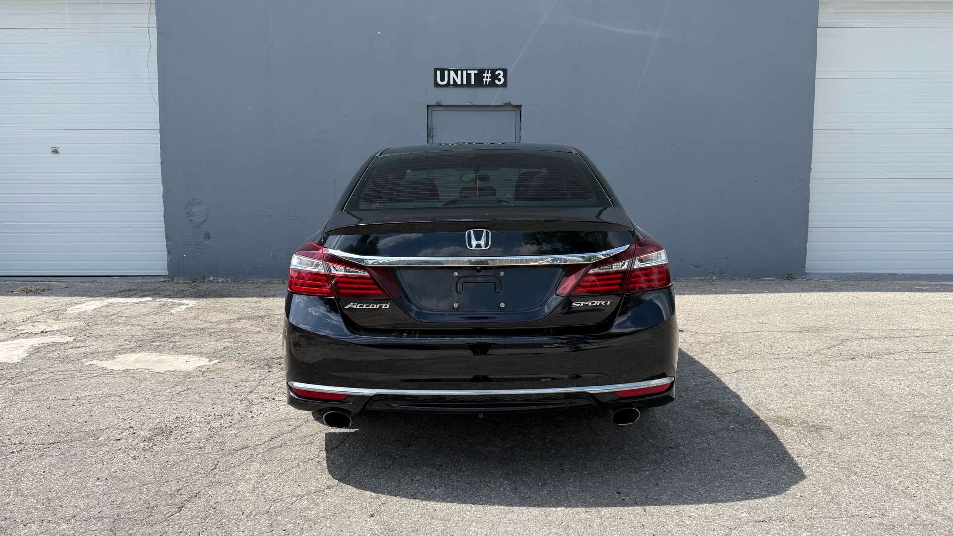 2017 Honda Accord 4dr I4 CVT Sport — снимка 1