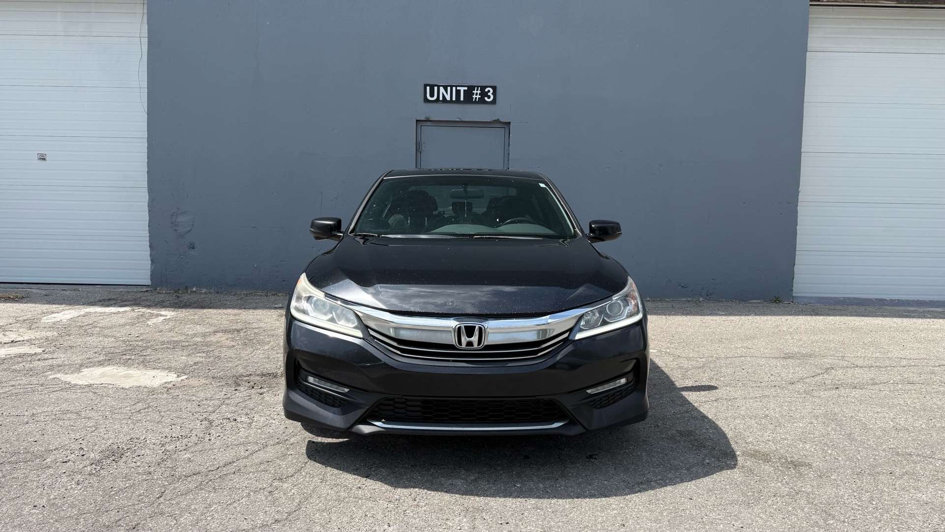 2017 Honda Accord 4dr I4 CVT Sport — снимка 1