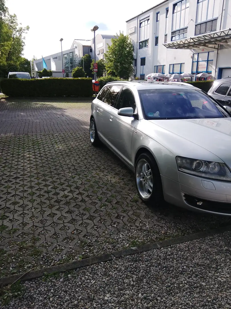 Audi A6 Avant 3.2 FSI multitronic - 2
