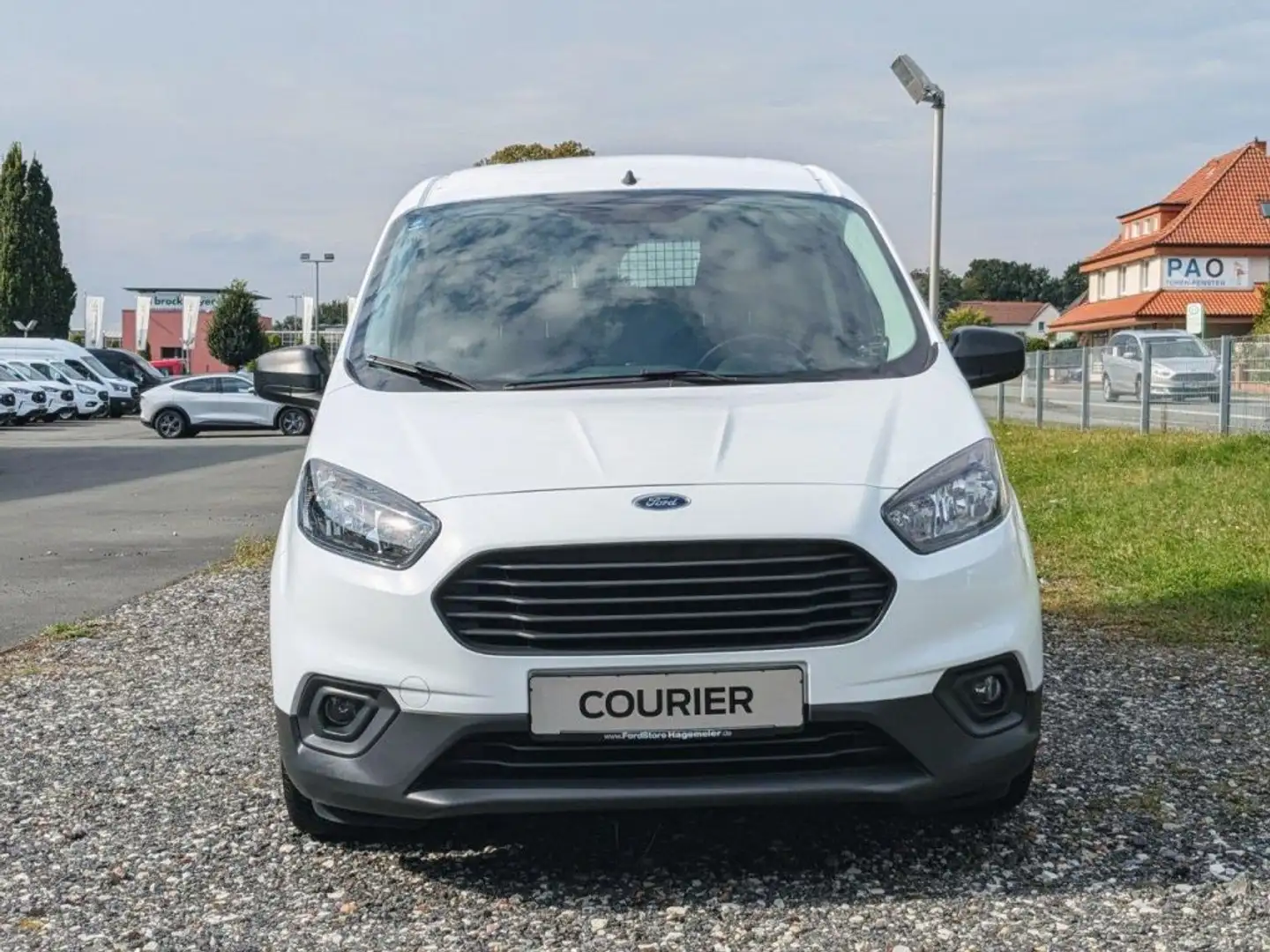 Ford Transit Courier 1.5TDCI Weiß - 2