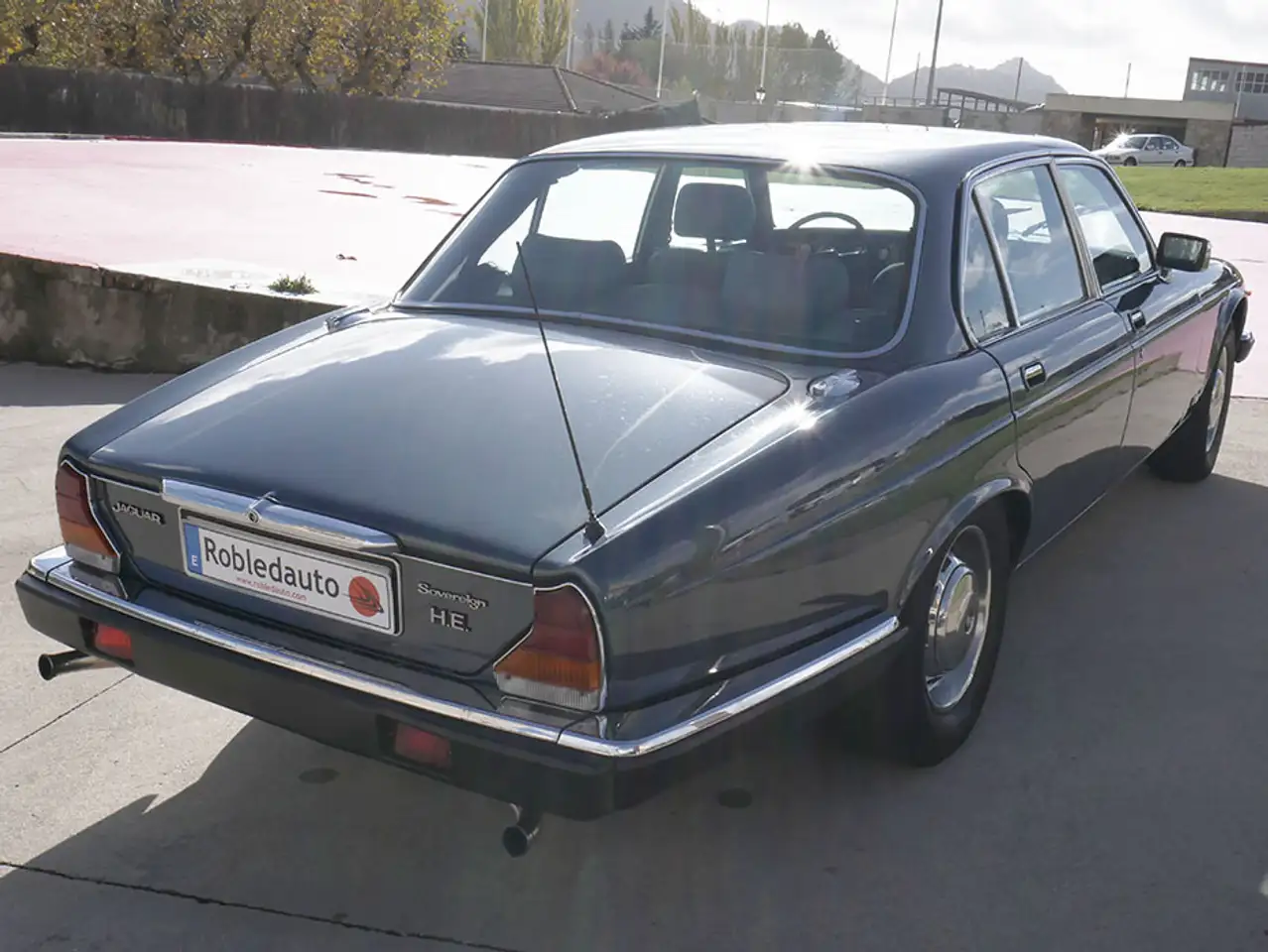 Jaguar XJ12 Sovereign HE, foto 5