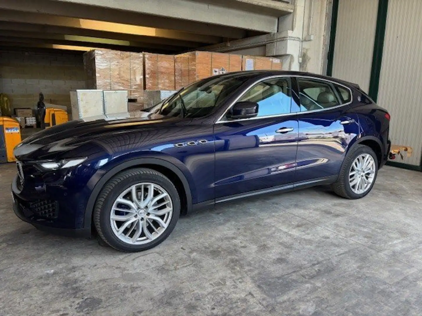 Maserati Levante Levante 3.0 V6 Granlusso 250cv auto my20 Blu/Azzurro - 2