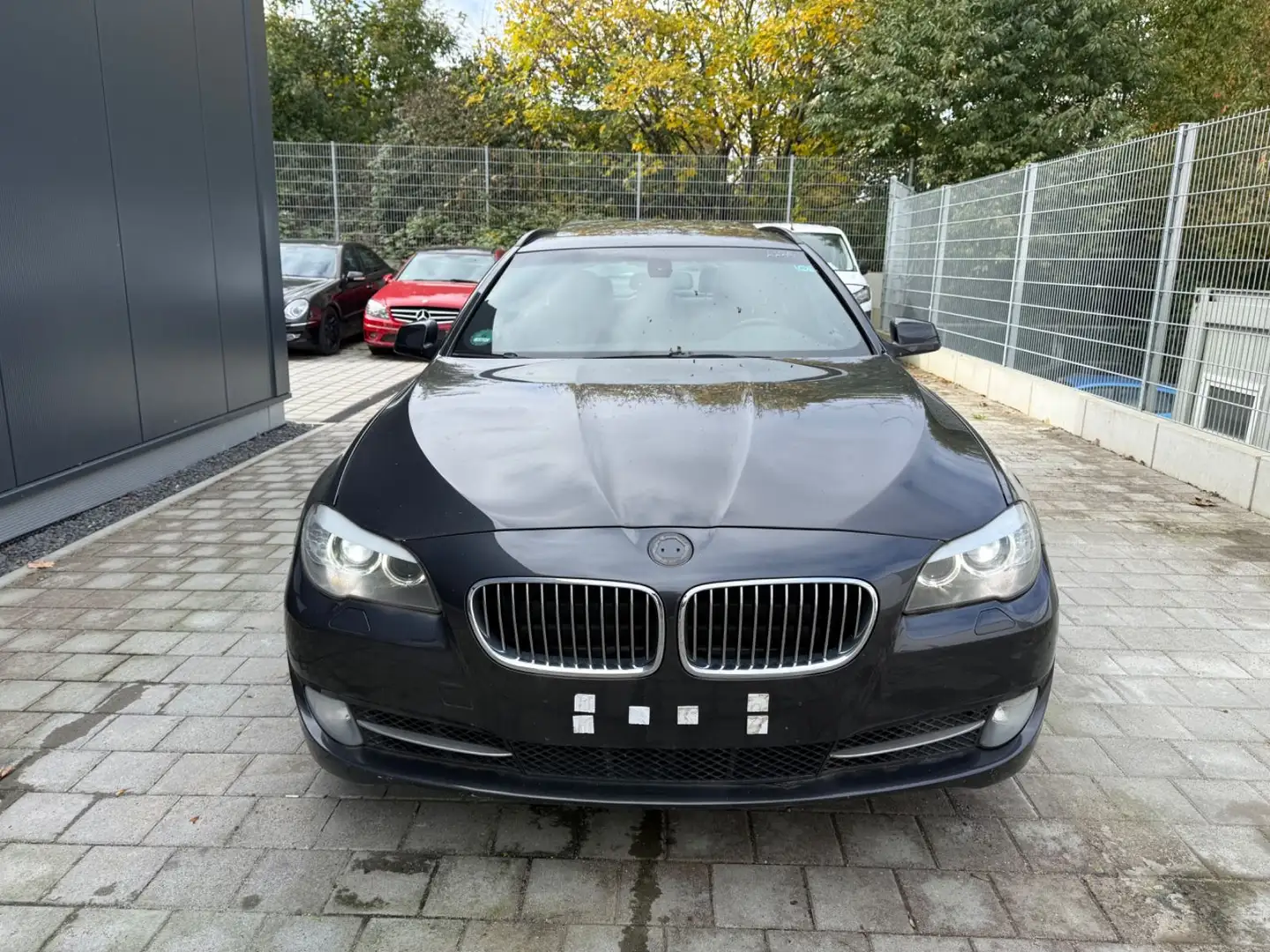 BMW 535 d xDrive Panorama/Memory/Leder/SHZ/AHK Grau - 2