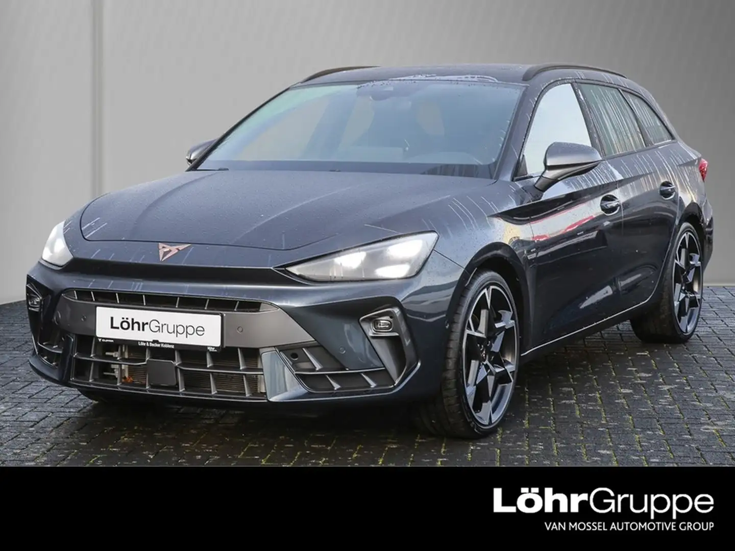 CUPRA Leon ST 1.5 eTSI DSG Navi/Pano/RFK Grau - 1