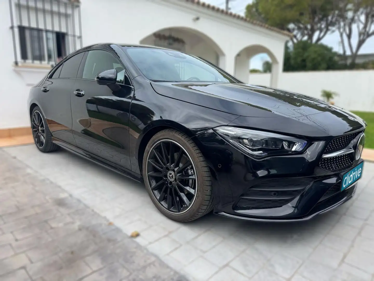 Mercedes-Benz CLA 180 Negro - 2