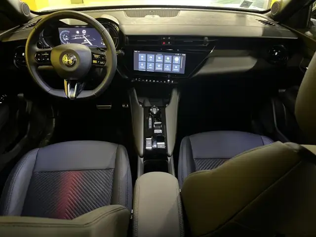 Alfa Romeo Junior view 23