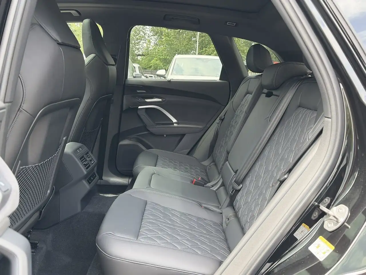 Audi SQ5 снимка Audi SQ5