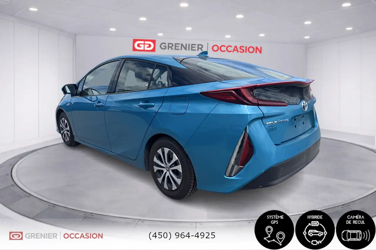 Toyota Prius Prime снимка Toyota Prius Prime