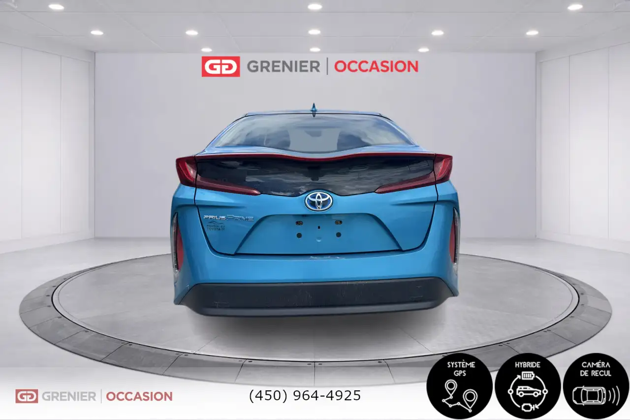 Toyota Prius Prime снимка Toyota Prius Prime