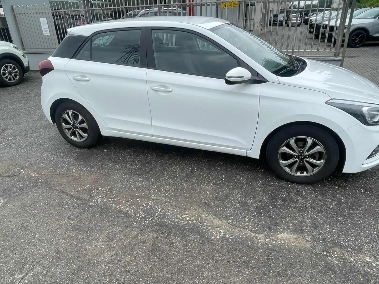 Hyundai i20 1.2 advanced Bianco - 2