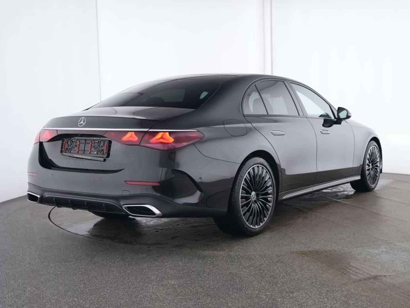 Mercedes Classe E 200 AMG Line -  - Joinsteer - #1