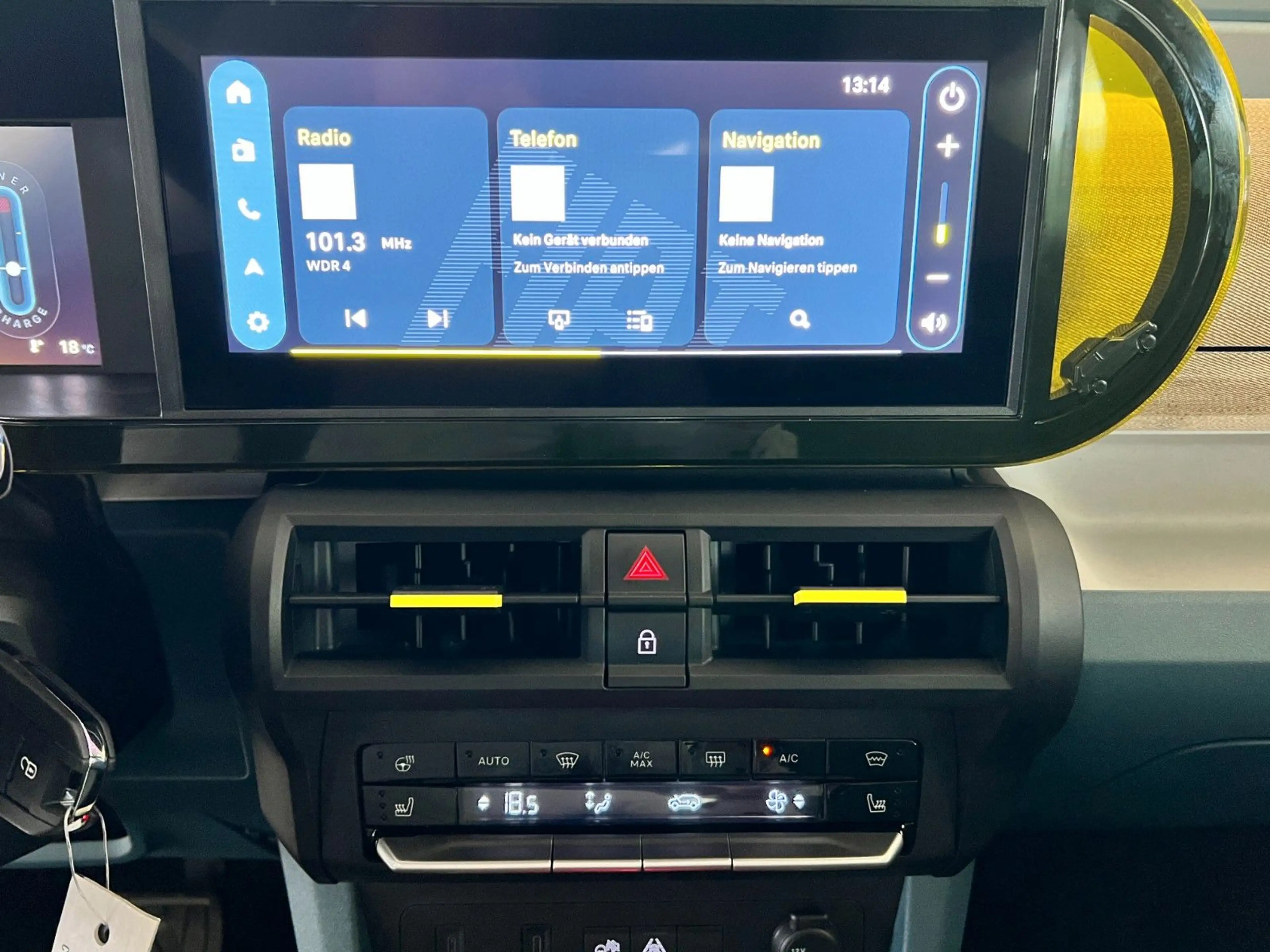 Fiat Grande Panda 1.2 Hybrid eDCT La Prima — photo 25