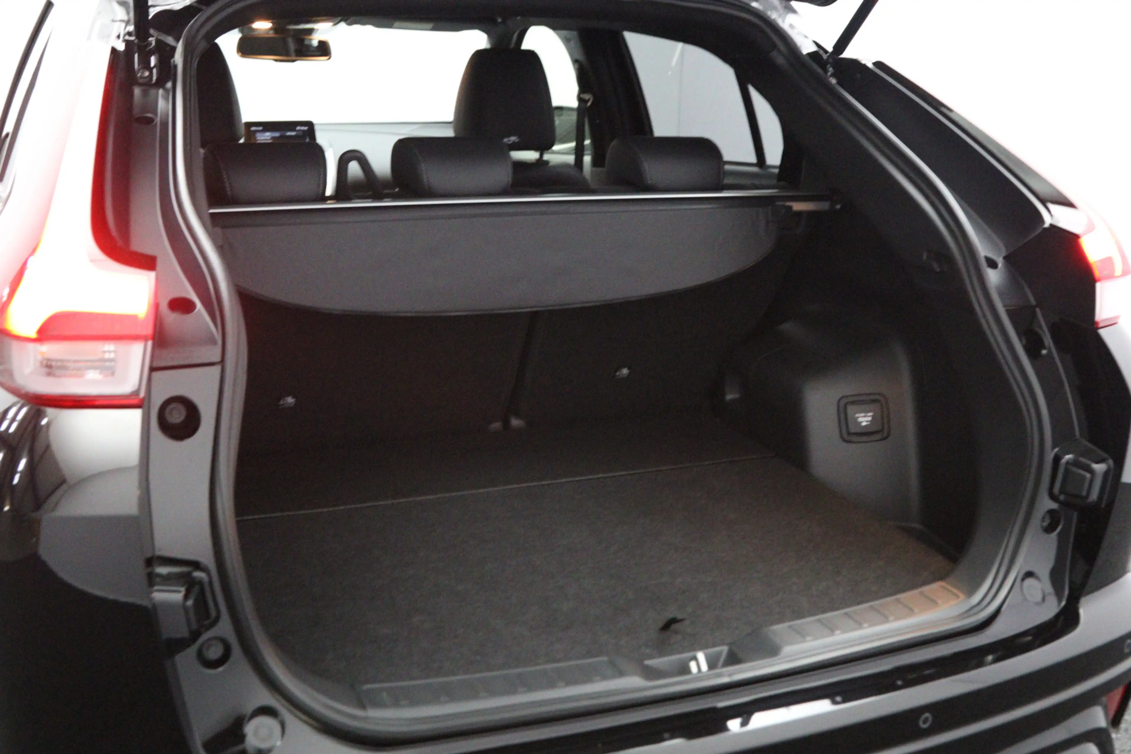 Mitsubishi Eclipse Cross 2.4 PHEV 188 PK Executive, LED, Adaptieve Cruise C — photo 23