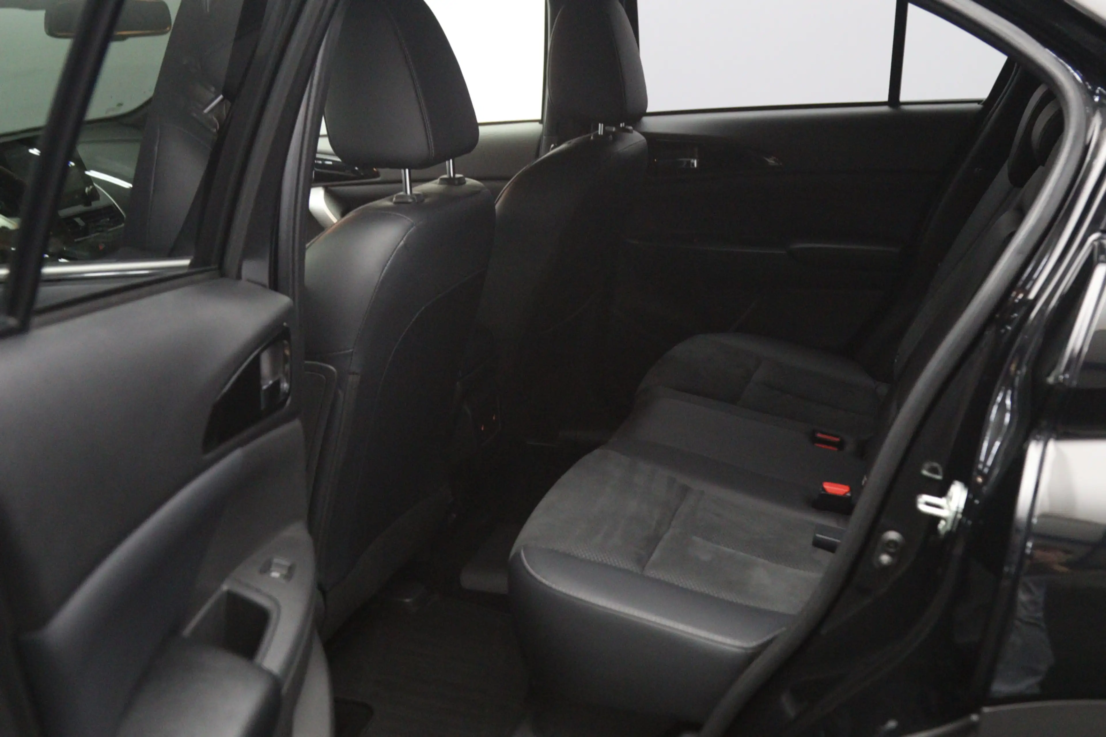 Mitsubishi Eclipse Cross 2.4 PHEV 188 PK Executive, LED, Adaptieve Cruise C — photo 15