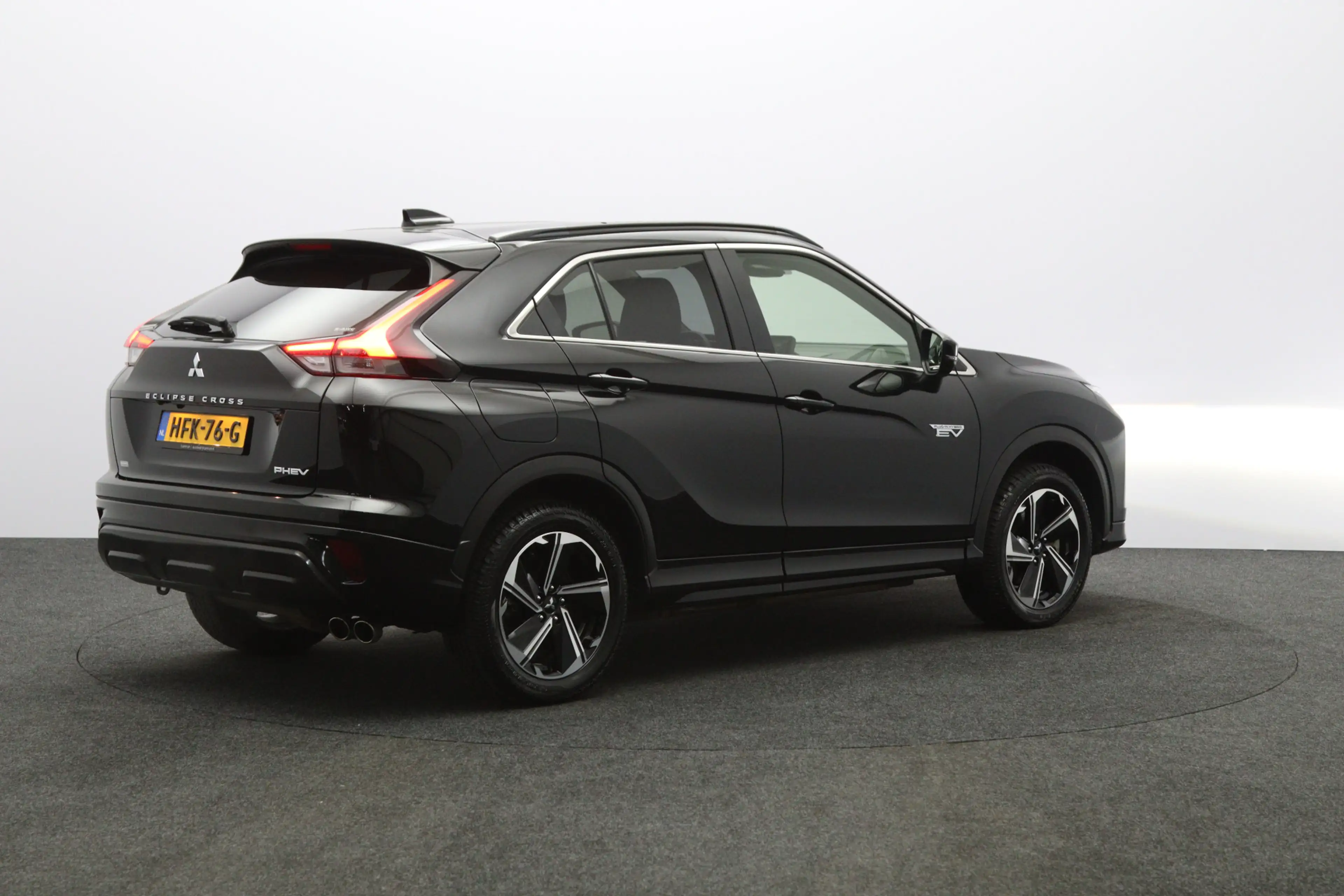 Mitsubishi Eclipse Cross 2.4 PHEV 188 PK Executive, LED, Adaptieve Cruise C — photo 11