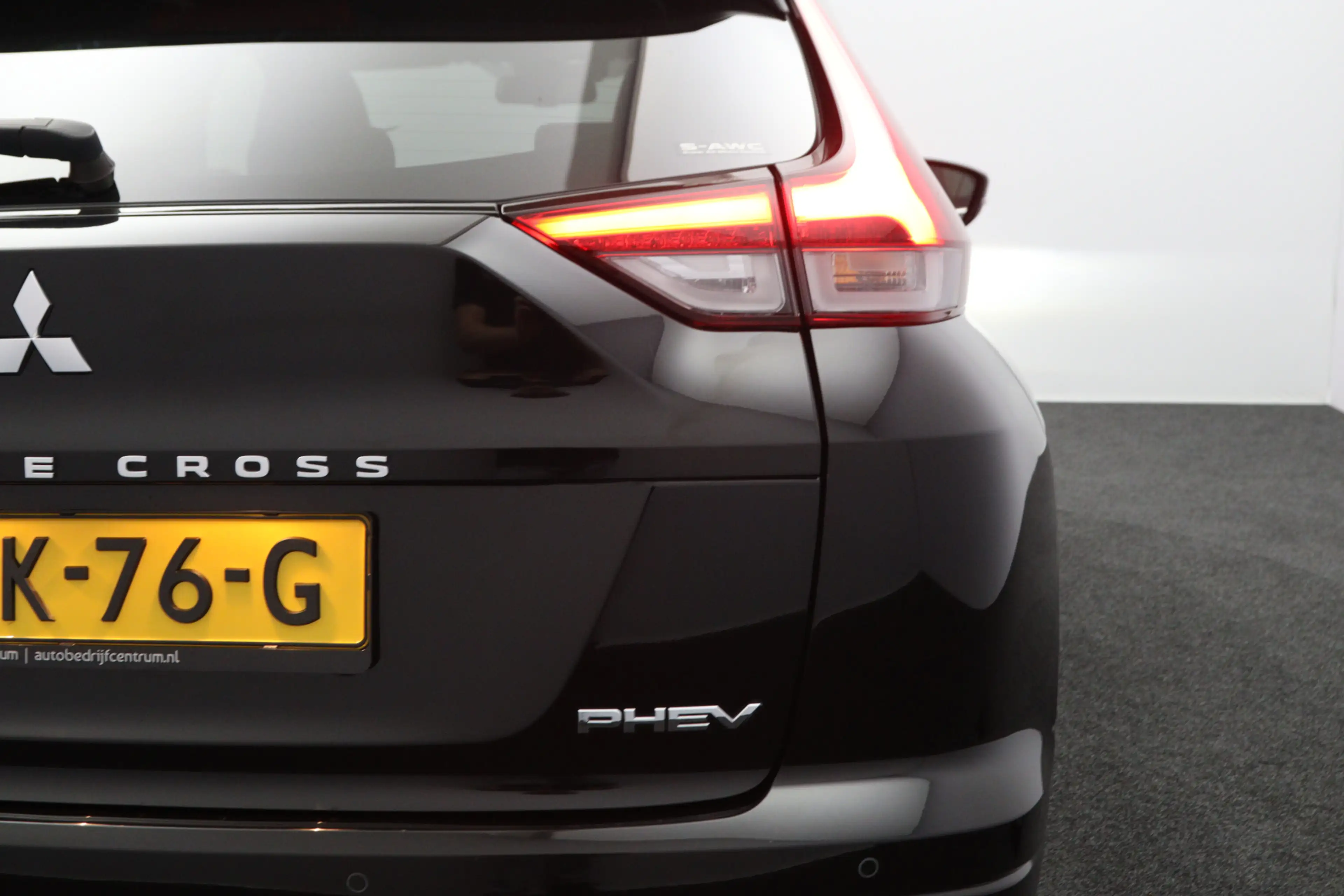 Mitsubishi Eclipse Cross 2.4 PHEV 188 PK Executive, LED, Adaptieve Cruise C — photo 22