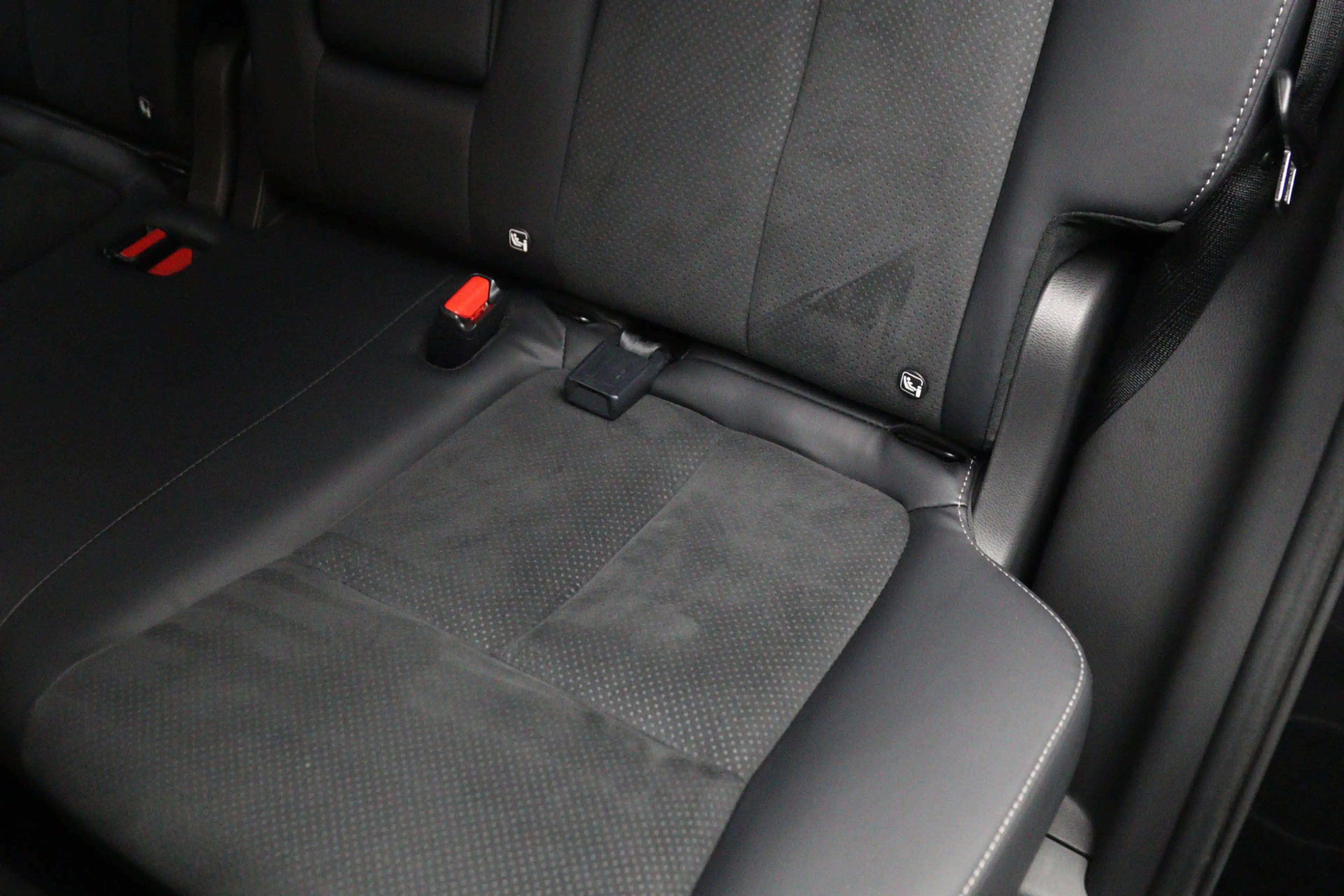 Mitsubishi Eclipse Cross 2.4 PHEV 188 PK Executive, LED, Adaptieve Cruise C — photo 33