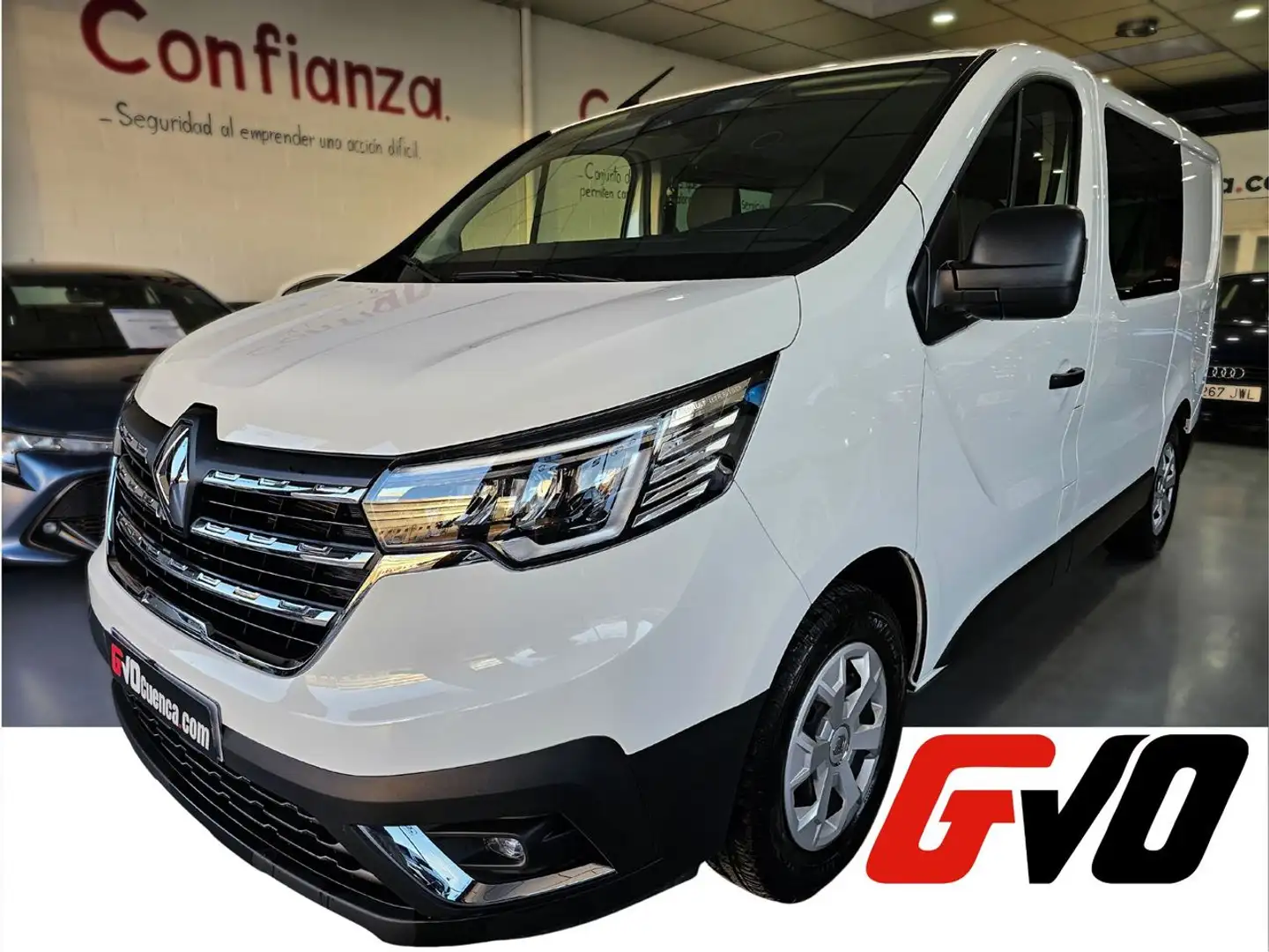 Renault Trafic BLUEDCI 2.0 110 CV 6 PLAZAS Weiß - 1