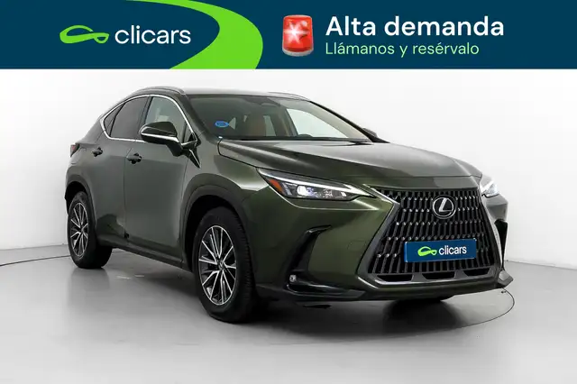 Lexus NX view 3