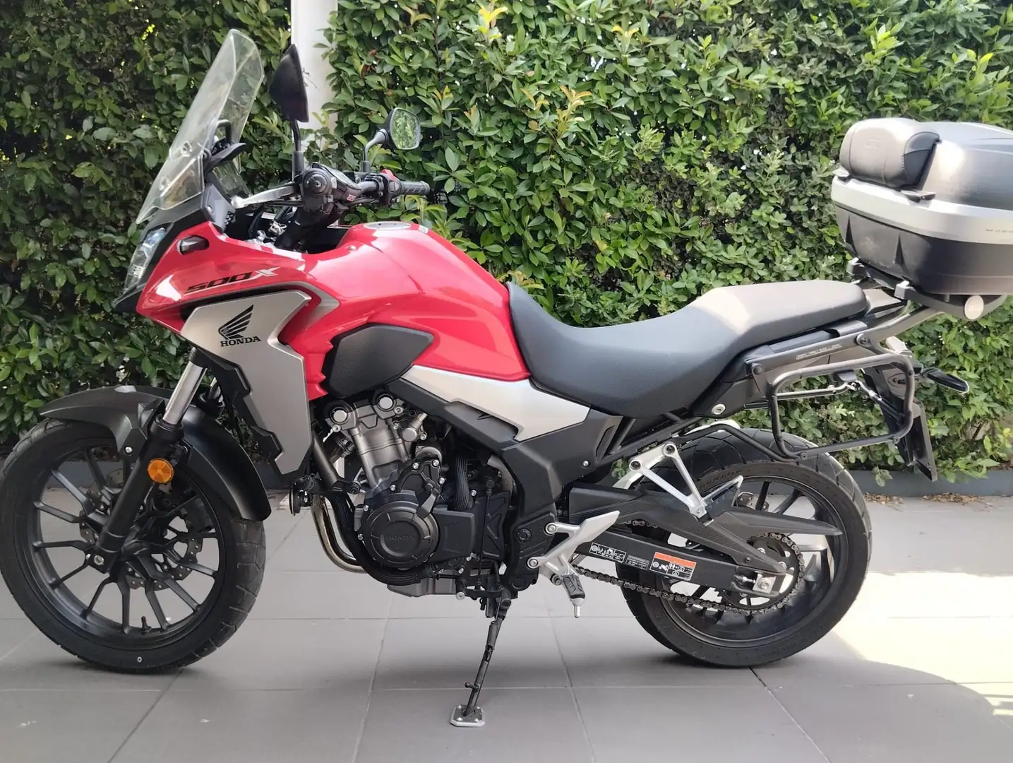 Honda CBX 500 Rouge - 1