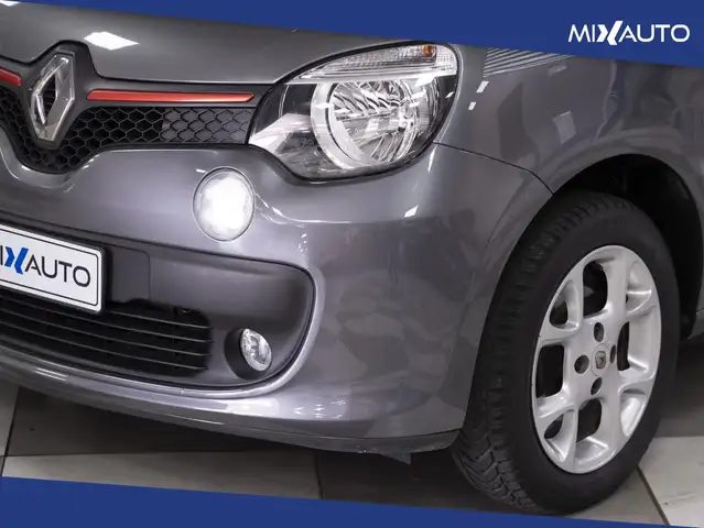 Renault Twingo view 9