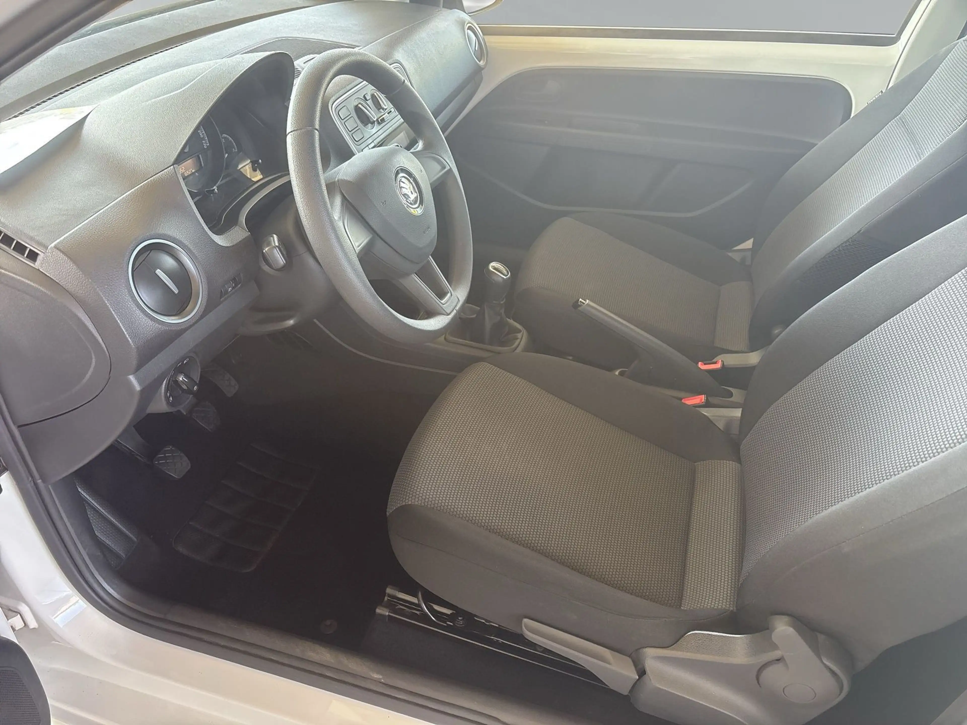 Skoda Citigo 1.0 Ambition 60PS KLIMA+ALLW+ISOFIX+5GANG — photo 9