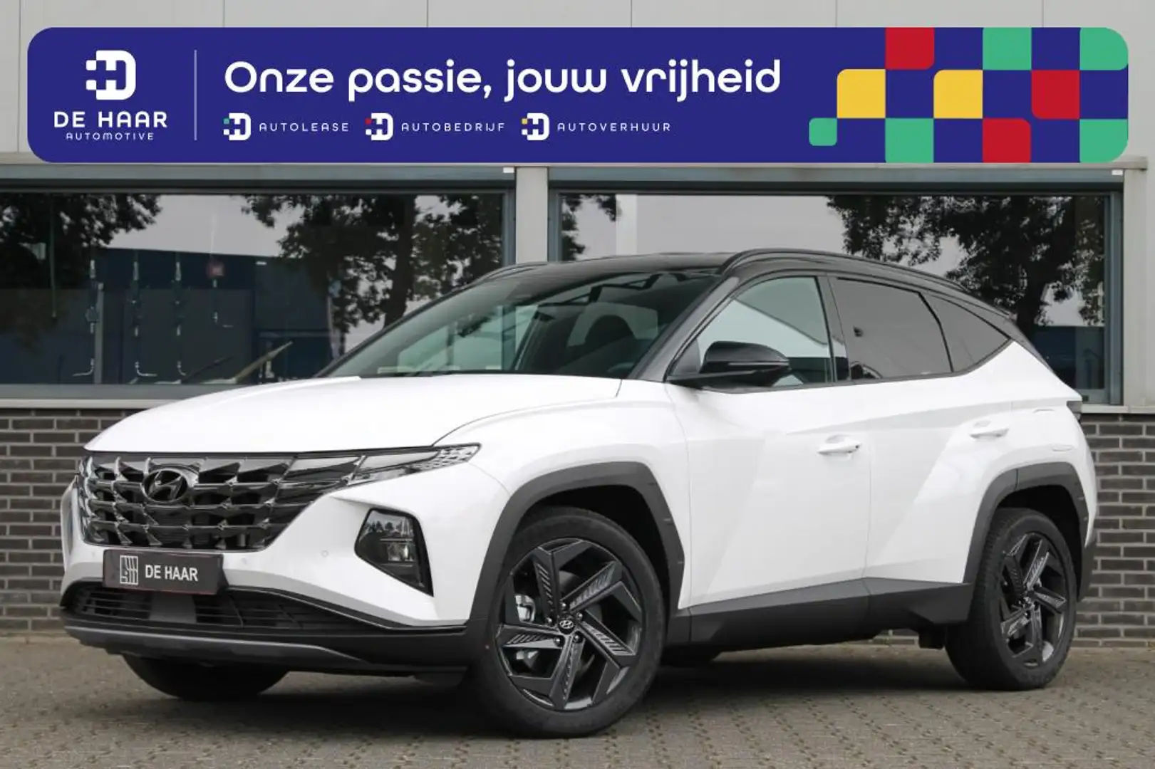 Hyundai TUCSON 1.6 T-GDI Advantage - Zwart Dak - 19'' LMV - LED - Blanc - 1