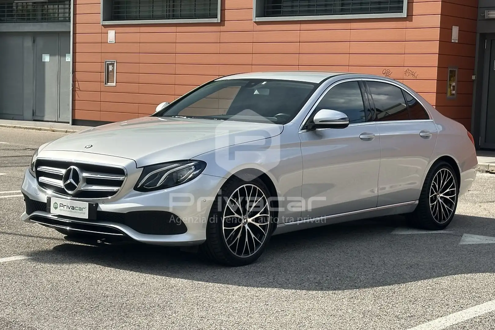Mercedes-Benz E 220 E 220 d Auto Sport Argento - 1