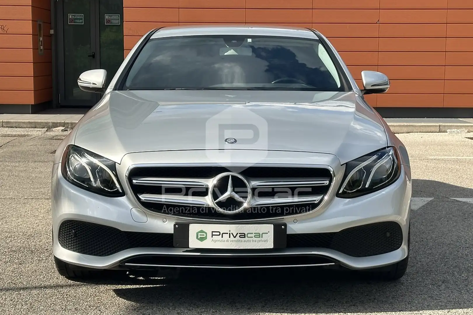 Mercedes-Benz E 220 E 220 d Auto Sport Argento - 2