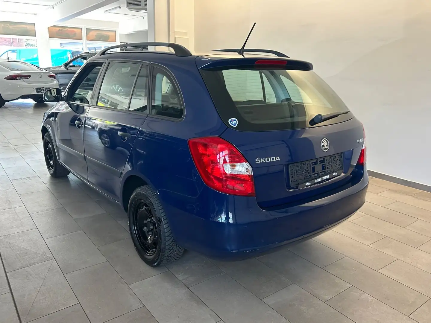 Skoda Fabia Combi Cool Edition *1.Hand* Azul - 2
