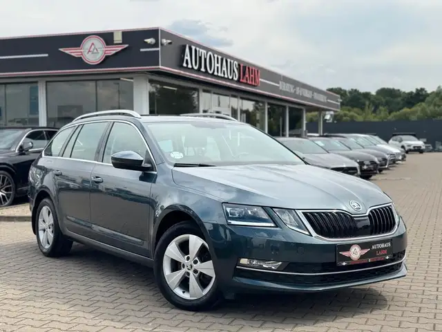 Skoda Octavia Combi 2.0TDI DSG"Style"KEYLESS*AMBIENTE*