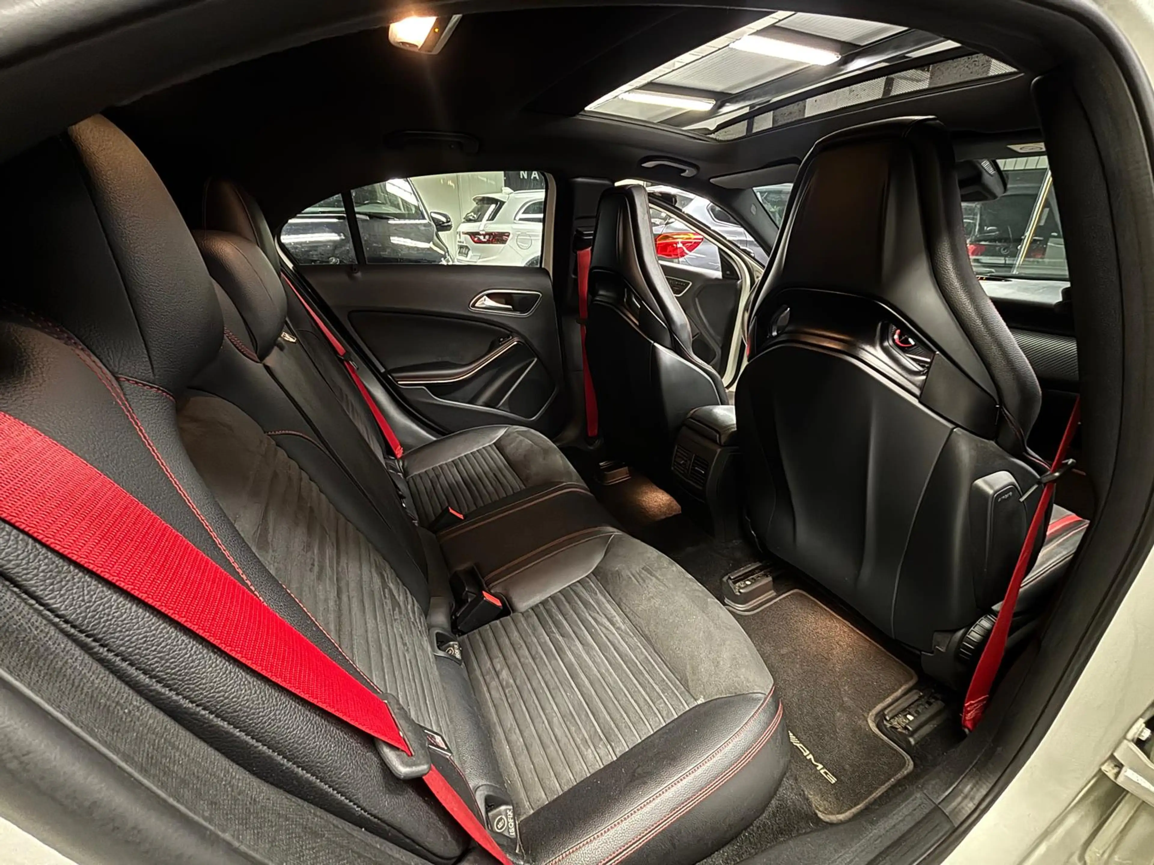 Mercedes-Benz A 45 AMG A 45 AMG 4-Matic — photo 10
