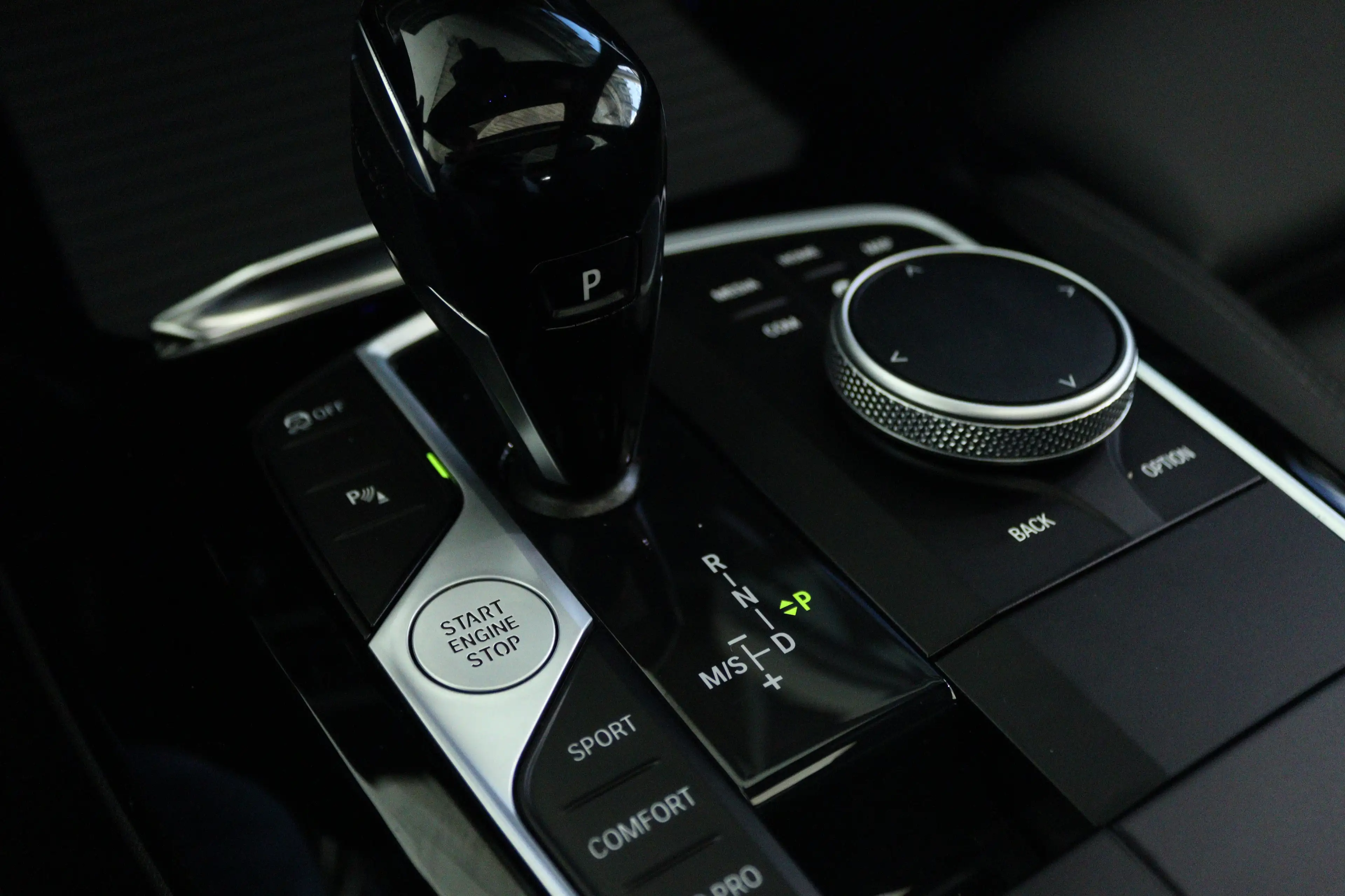 BMW X3 xDrive20i M-Sport Business Edition Plus | Cruise C — photo 29