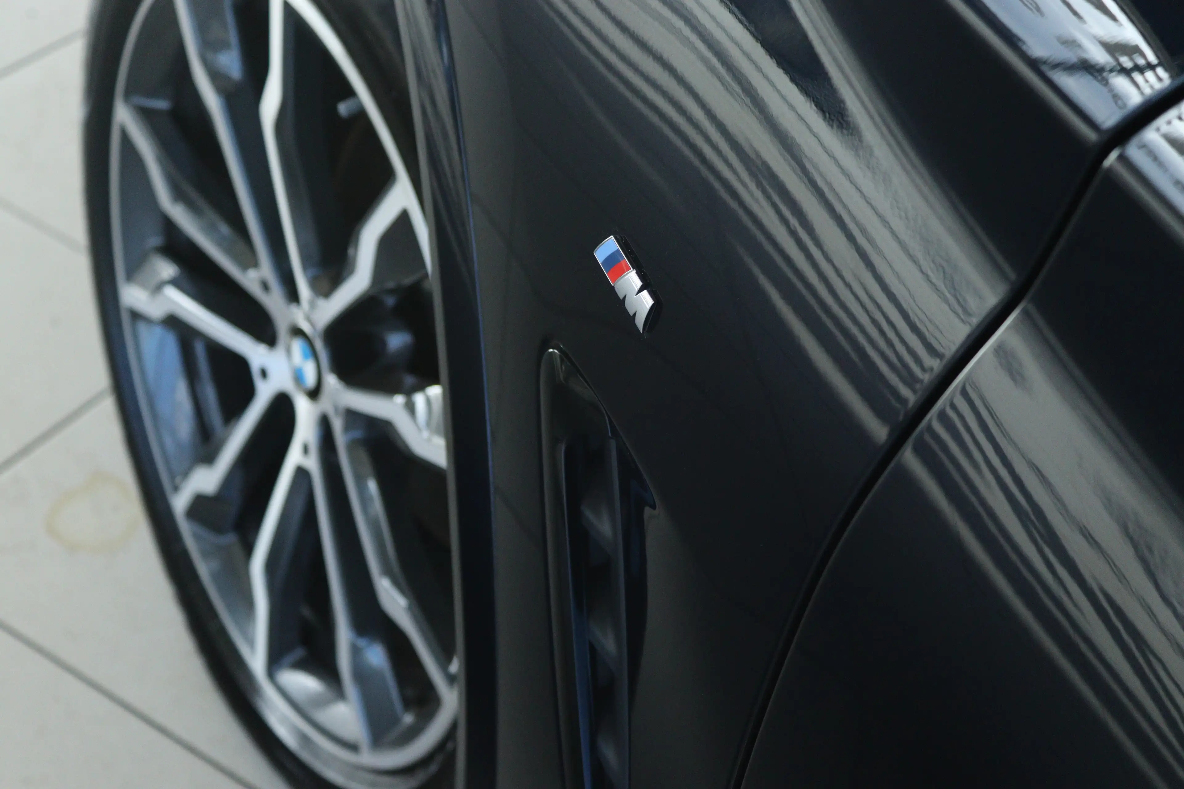 BMW X3 xDrive20i M-Sport Business Edition Plus | Cruise C — photo 8