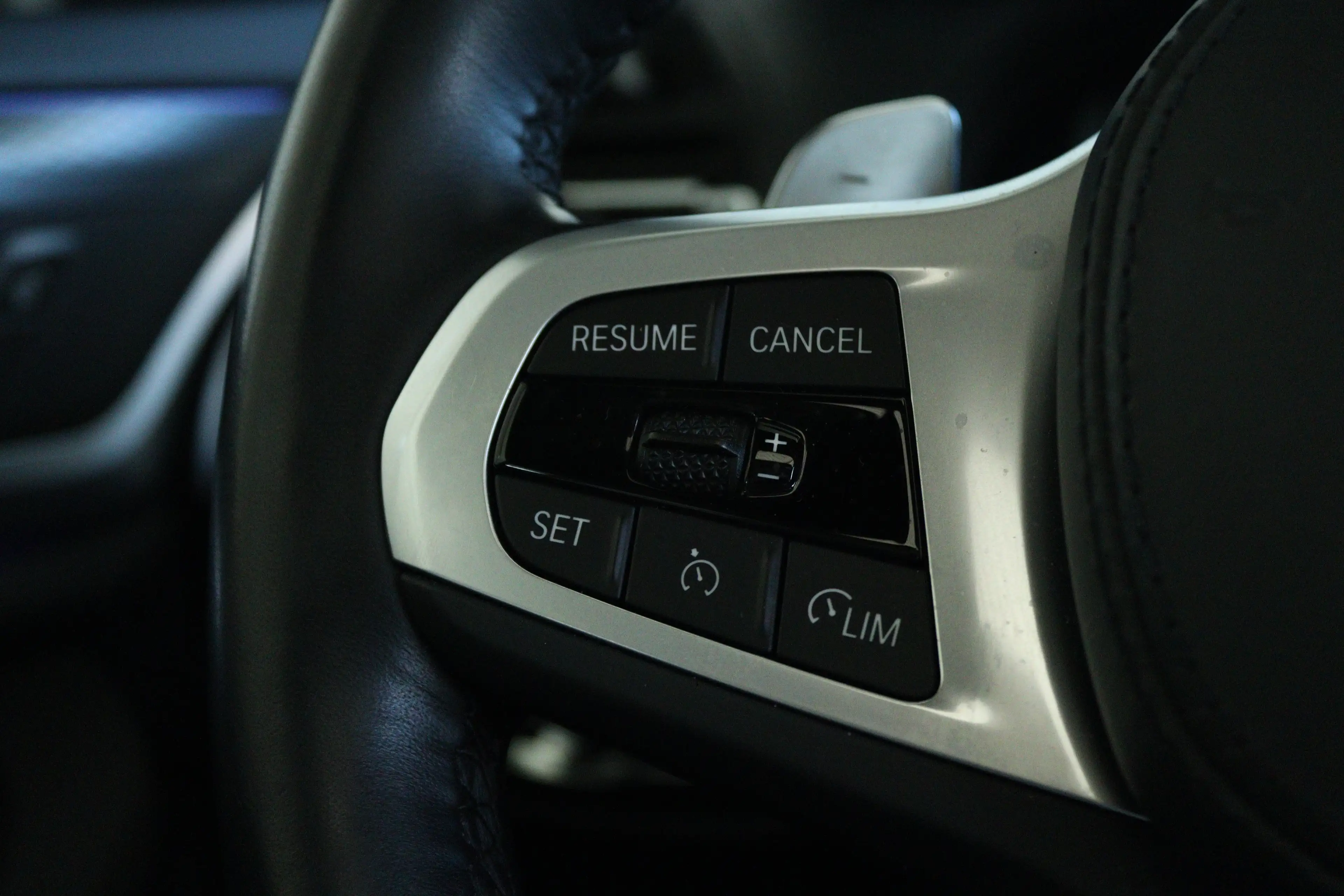 BMW X3 xDrive20i M-Sport Business Edition Plus | Cruise C — photo 46