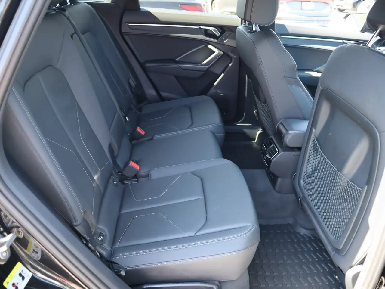 Audi Q3 снимка Audi Q3