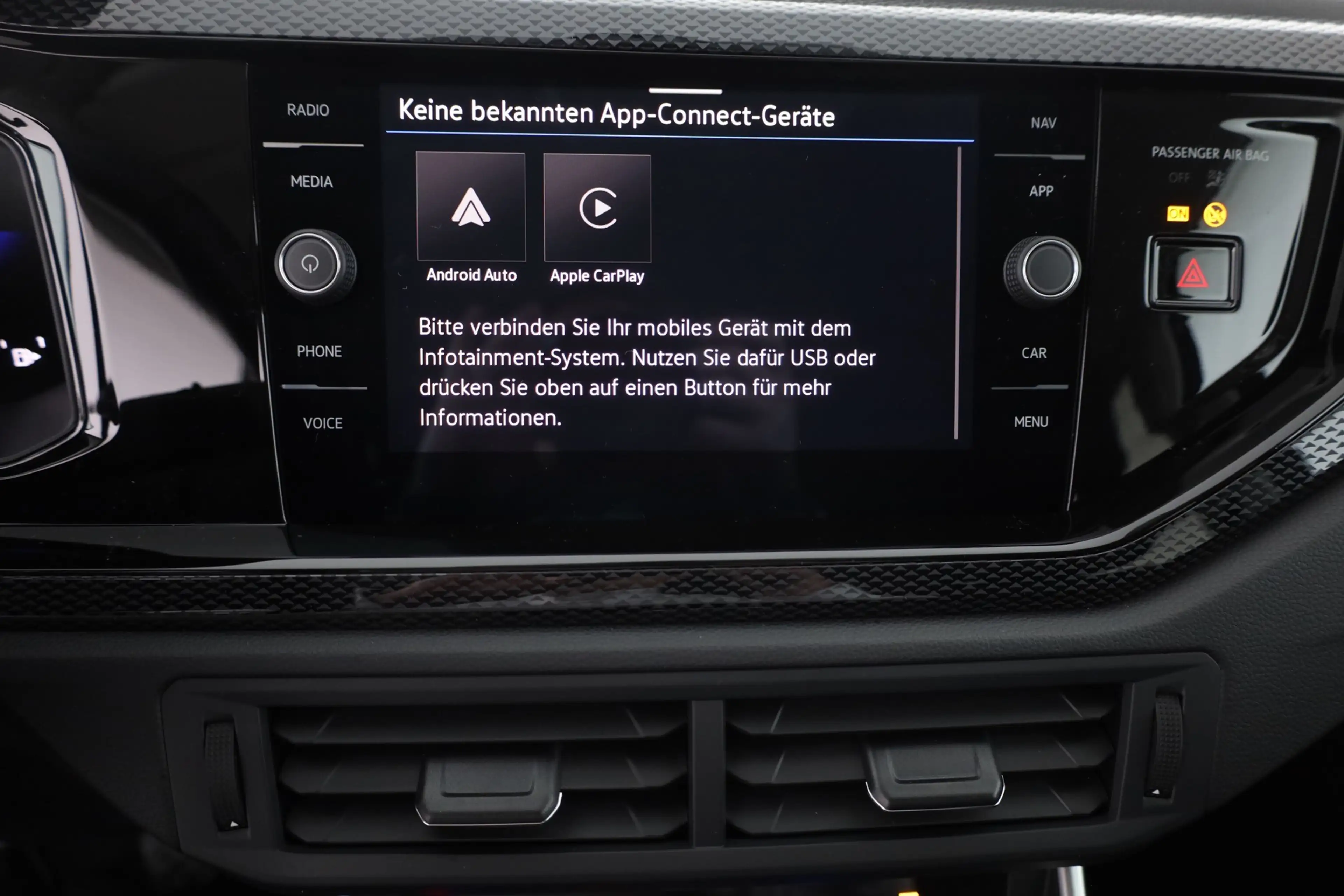 Volkswagen Taigo 1.0 TSI Matrix Kamera Sitzheizung — photo 11