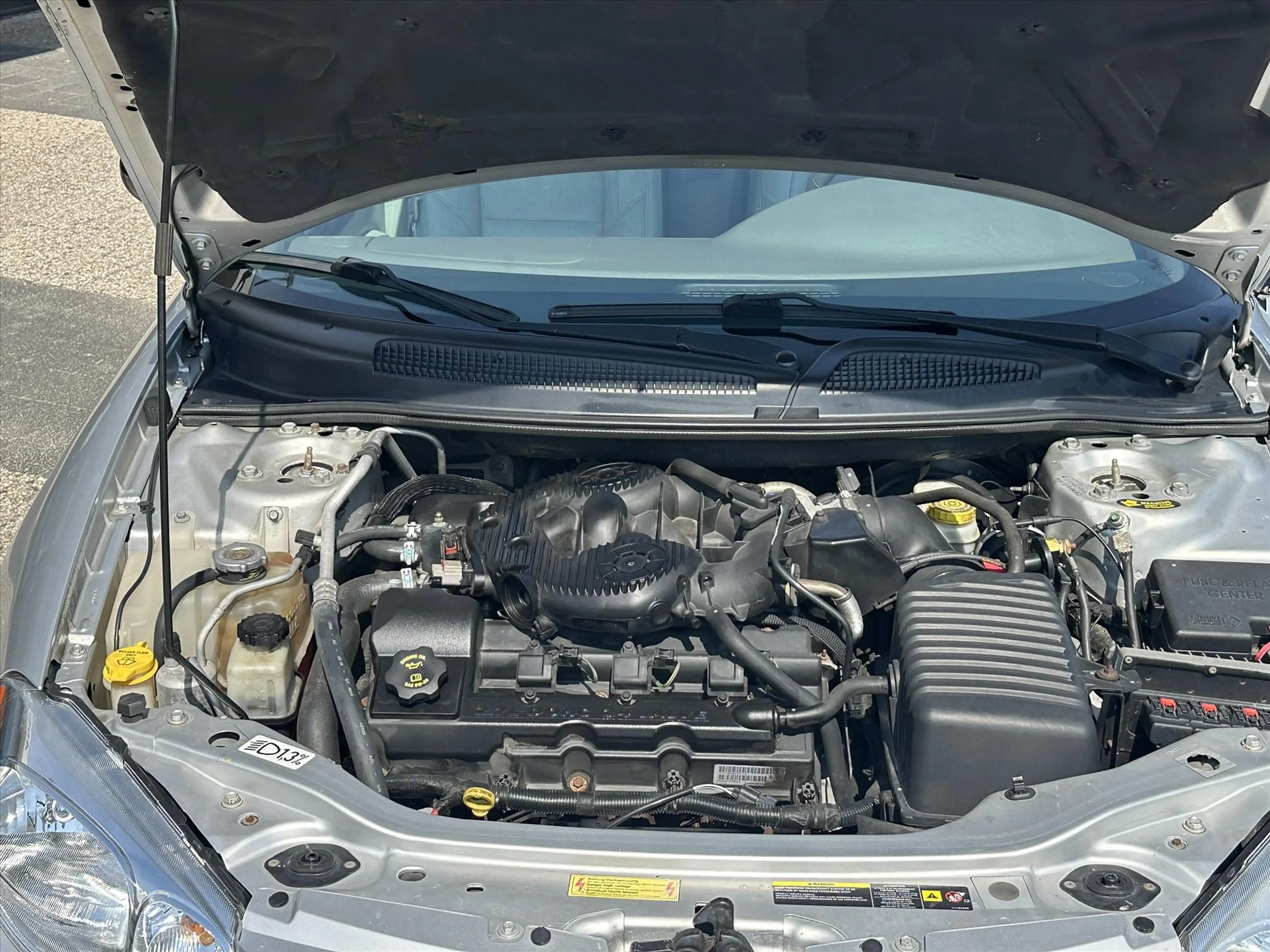 Chrysler Sebring 2.7 I V6 CABRIO AUT Limited — photo 7