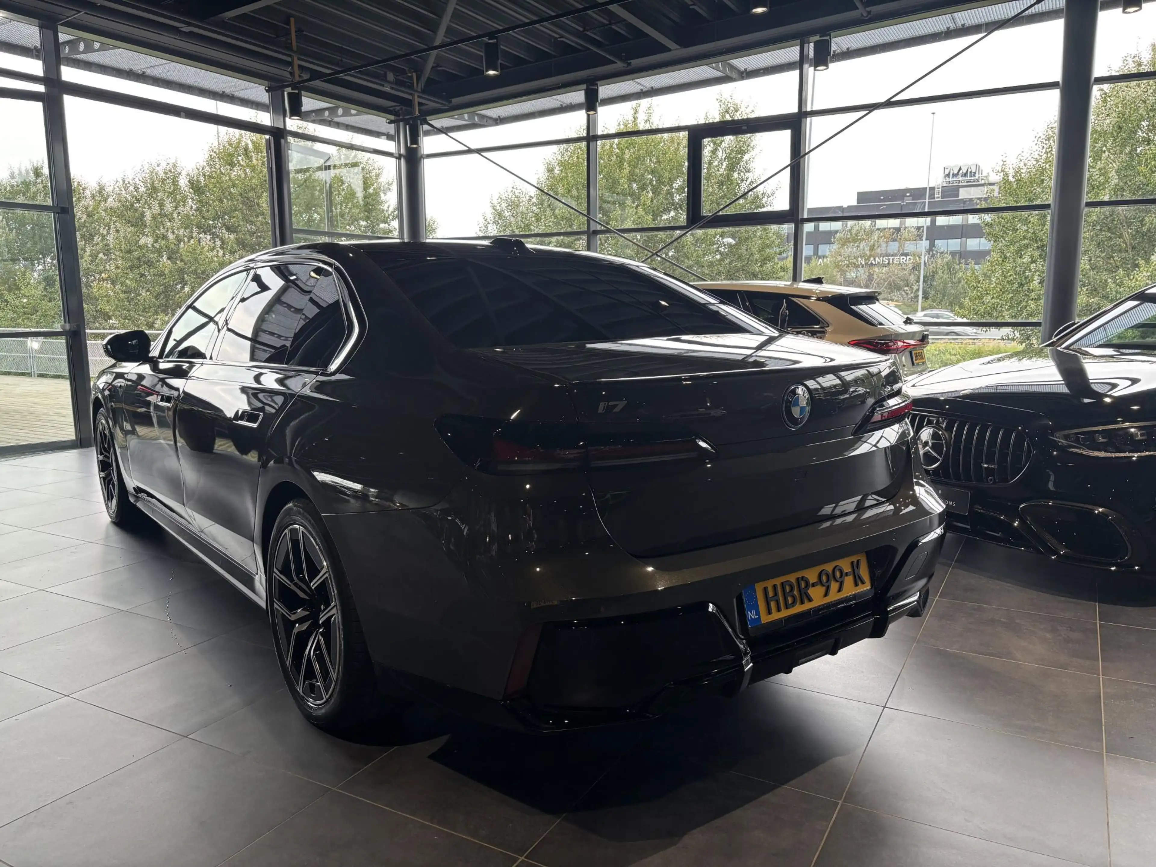 BMW i7 eDrive50 106 kWh | SOH 100 % | THEATER SCREEN | AU — photo 4