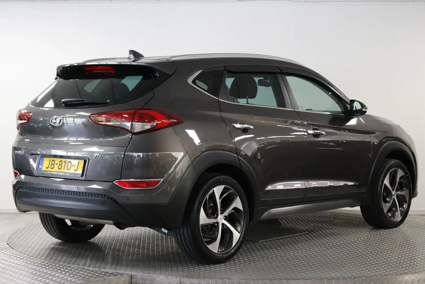 Hyundai TUCSON 1.6 GDi Premium. Clima | Stoelverwarming en ventil Bruin - 2
