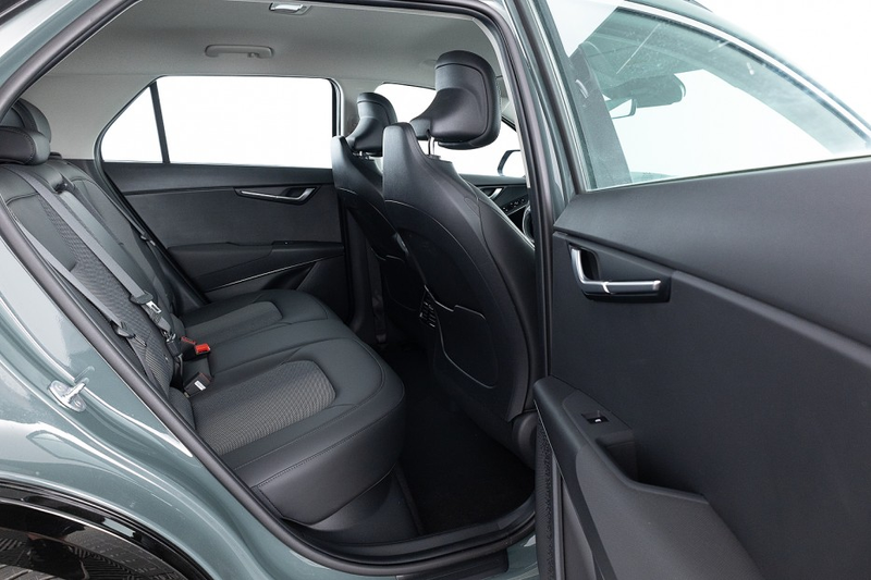 Kia e-Niro EV DynamicLine 64.8 kWh | Half LEDER | Stoelverwar — photo 9