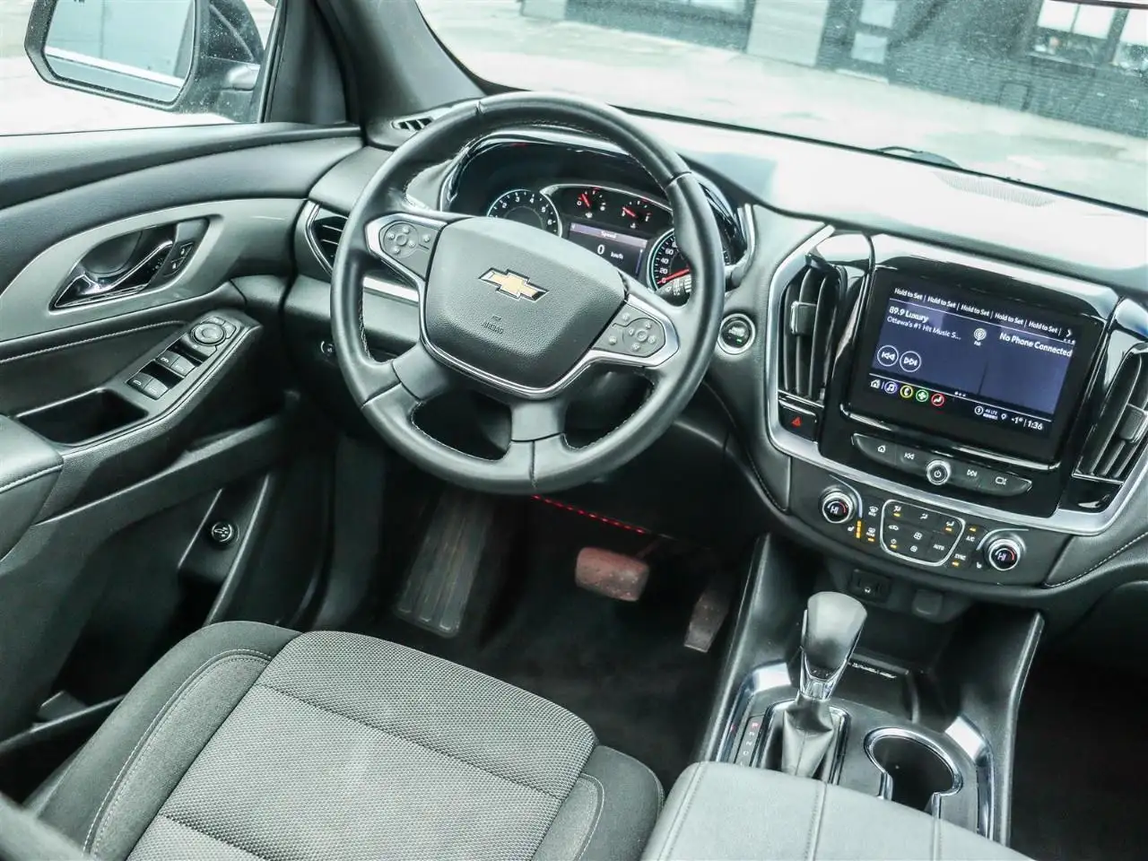 Chevrolet Traverse снимка Chevrolet Traverse