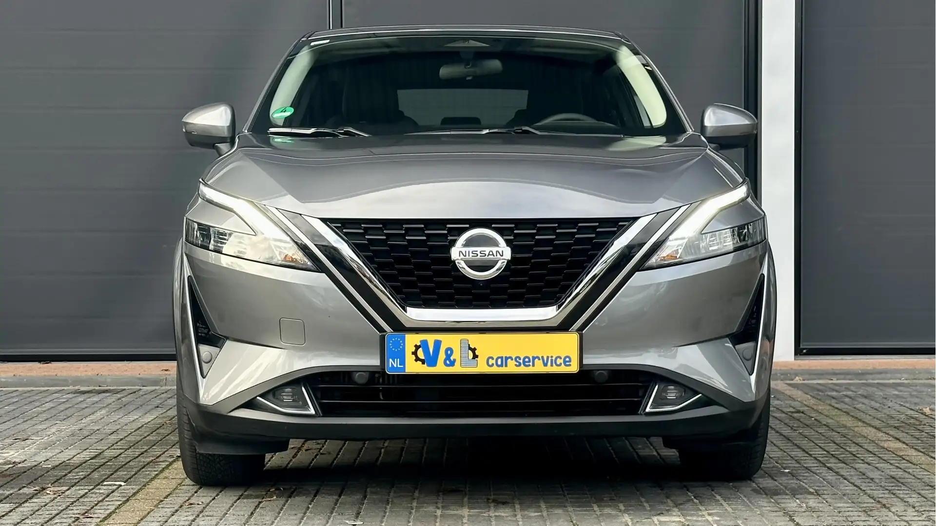 Nissan Qashqai 1.3 MHEV Xtronic Acenta / Stoelverwarming / Stuurv Grau - 2