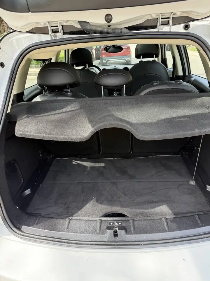 MINI Cooper Countryman photo MINI Cooper Countryman