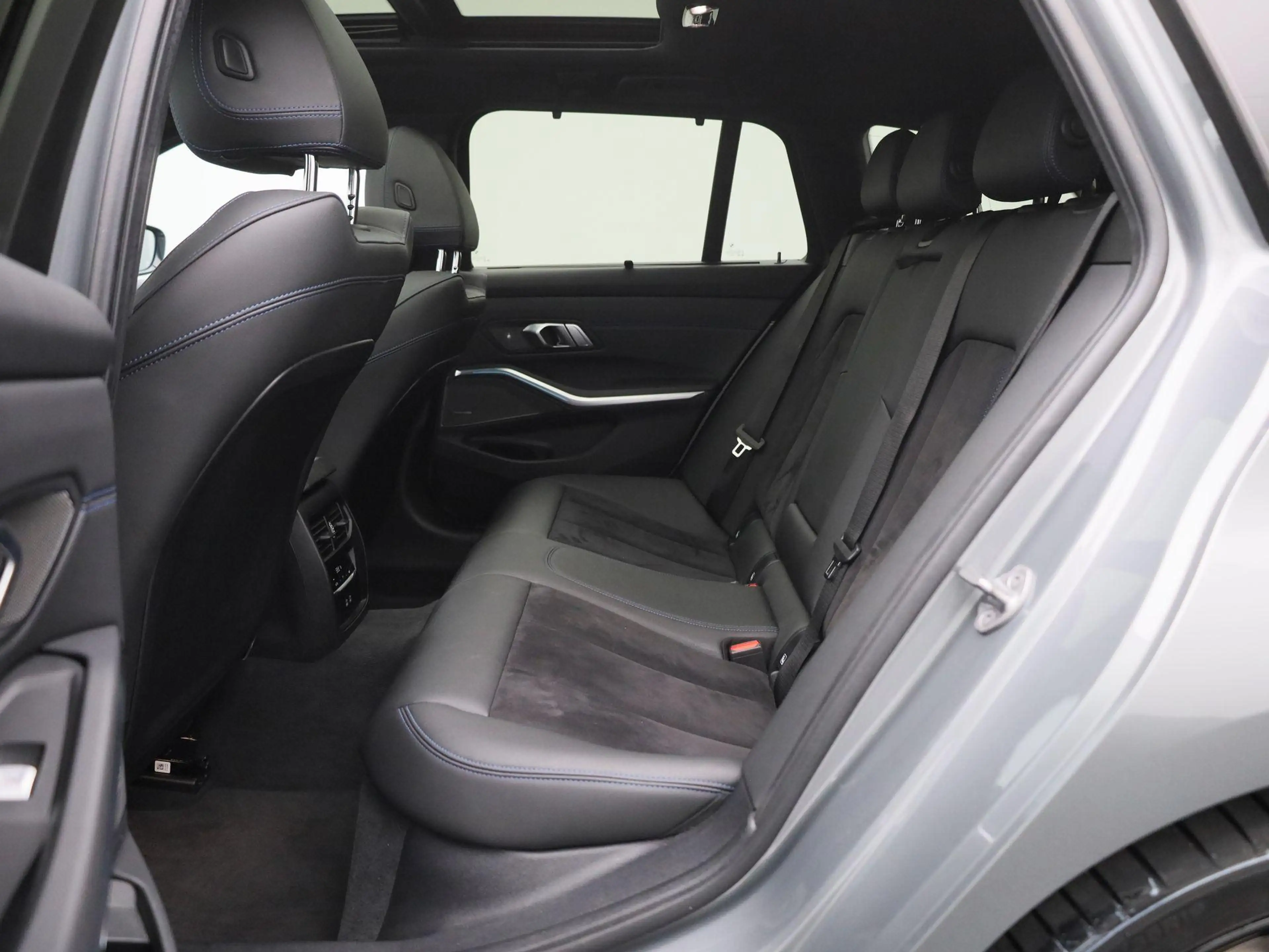 BMW 320 3-serie Touring 320e | WORDT VERWACHT | M SPORTPAK — photo 12
